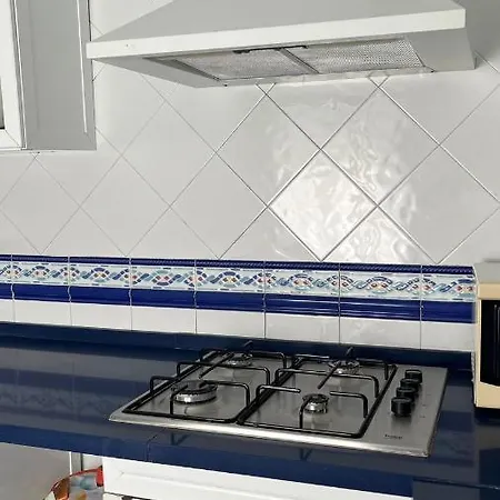 Luz Baal Grupo Ac Gestion * 加的斯